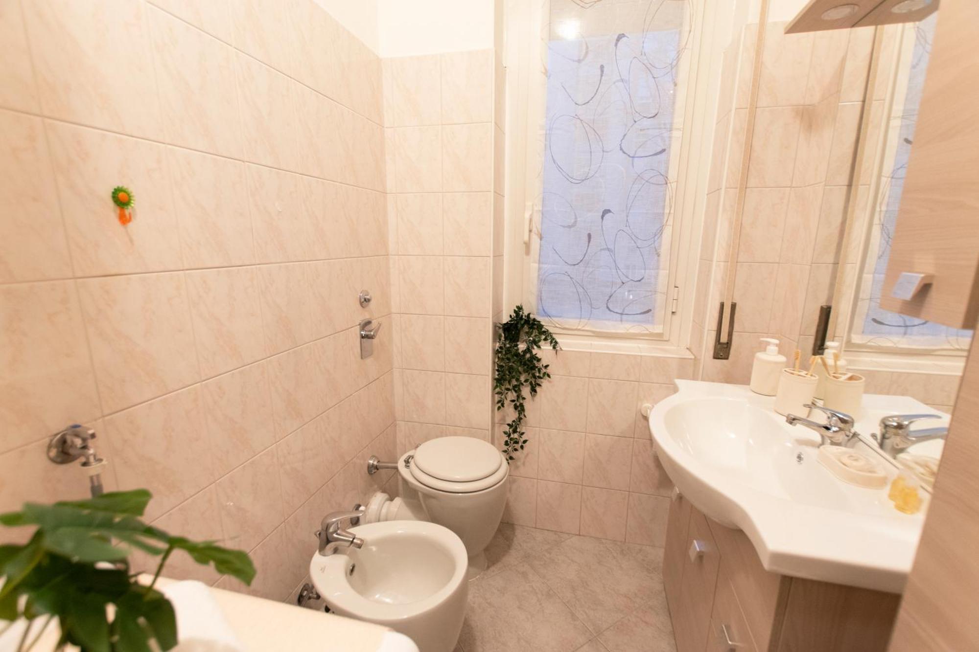 Ihost - Lodi 47 * Milano